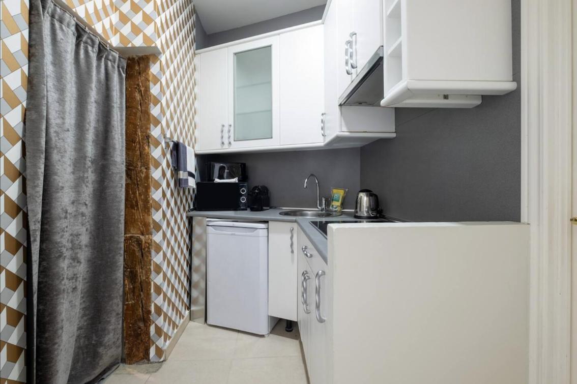 1 Bedroom 1 Bathroom Furnished - Sol - Bright Refurbished - Mintystay Madrid Eksteriør billede