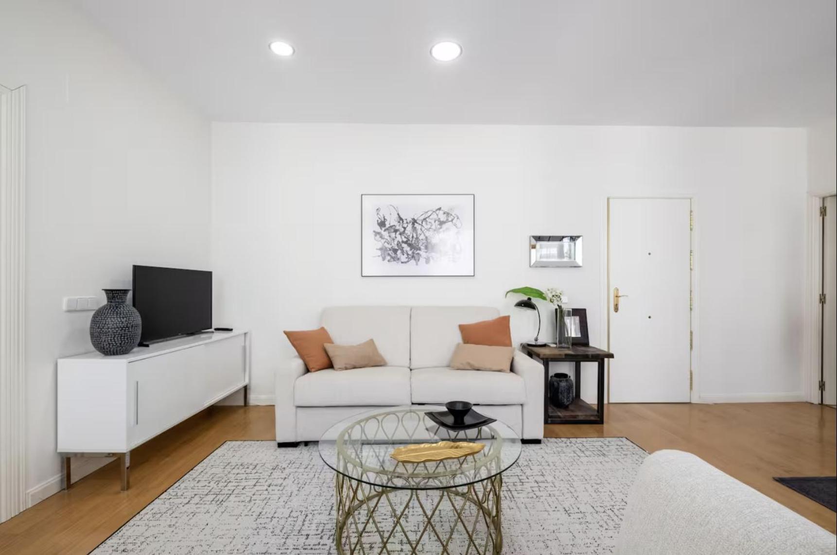 1 Bedroom 1 Bathroom Furnished - Sol - Bright Refurbished - Mintystay Madrid Eksteriør billede